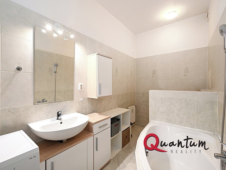 Pronájem kanceláře 35 m² - foto 5