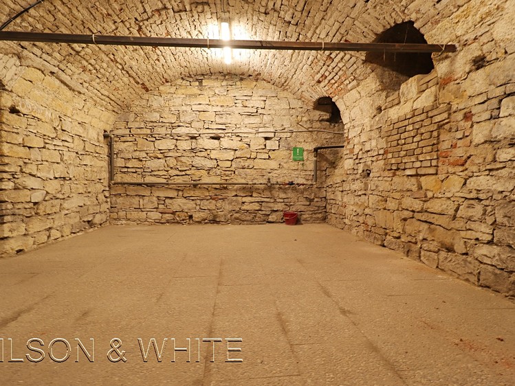 Pronájem skladového prostoru 61 m² - foto 1