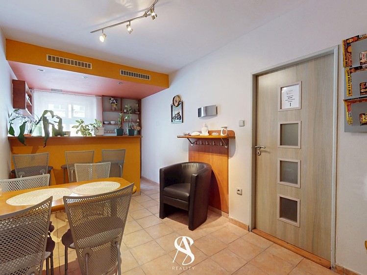 Pronájem obchodního prostoru 39 m² - foto 4