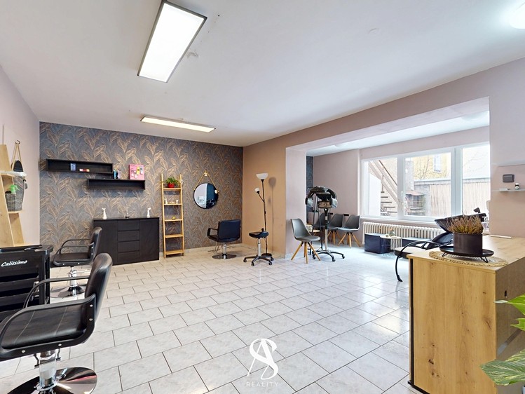 Pronájem obchodního prostoru 39 m² - foto 1