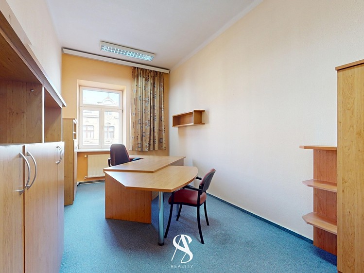Pronájem kanceláře 233 m² - foto 6