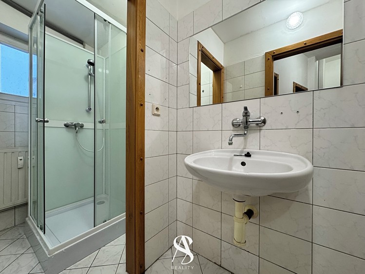 Pronájem kanceláře 90 m² - foto 6