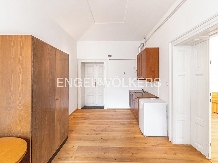 Pronájem kanceláře 46 m² - foto 4