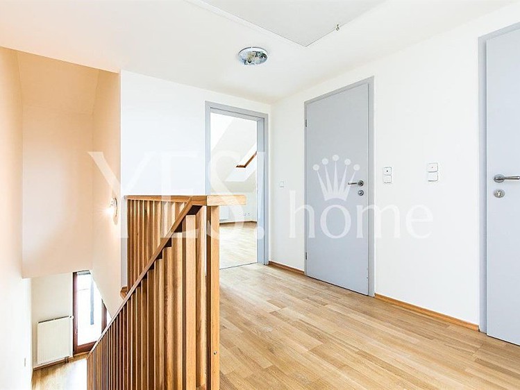 Pronájem kanceláře 168 m² - foto 6