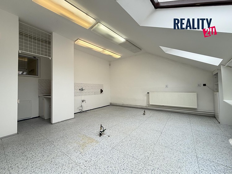Pronájem ordinace 82 m² - foto 2