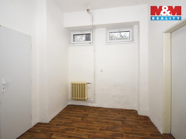 Pronájem obchodního prostoru 122 m² - foto 5