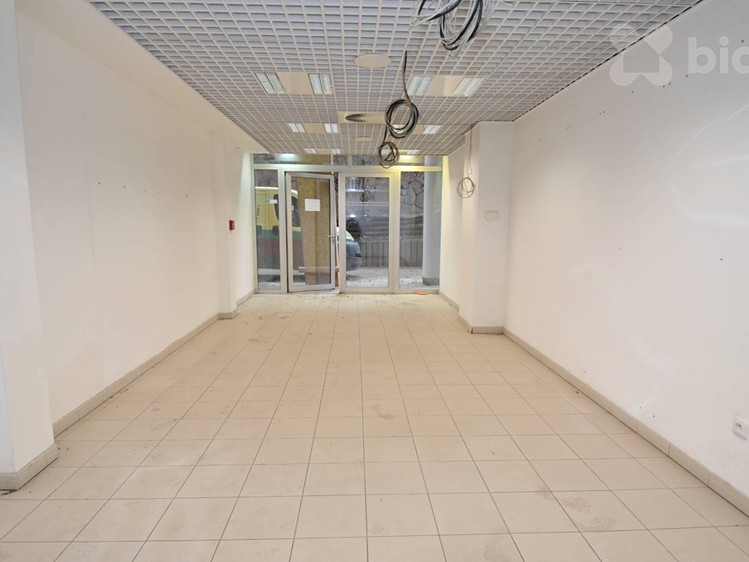 Pronájem obchodního prostoru 43 m² - foto 1