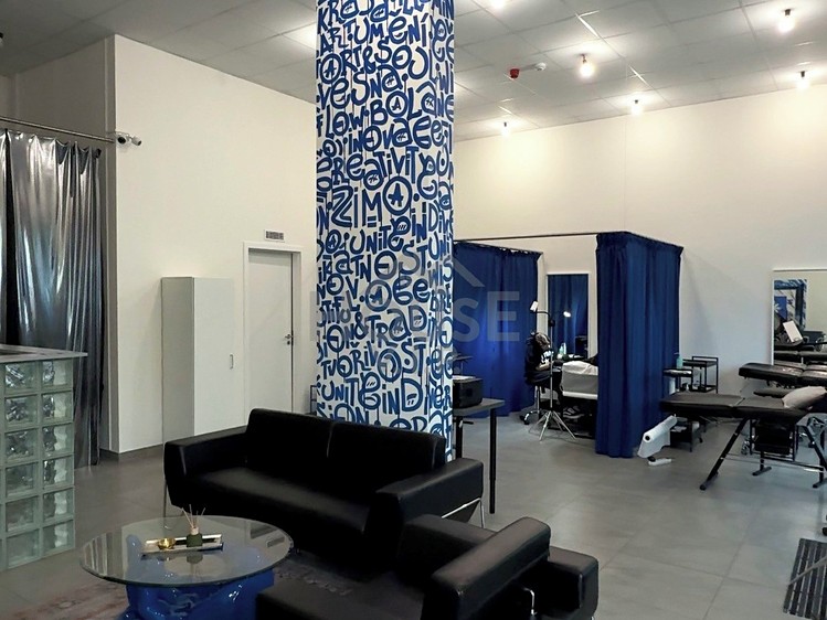 Pronájem obchodního prostoru 80 m² - foto 1