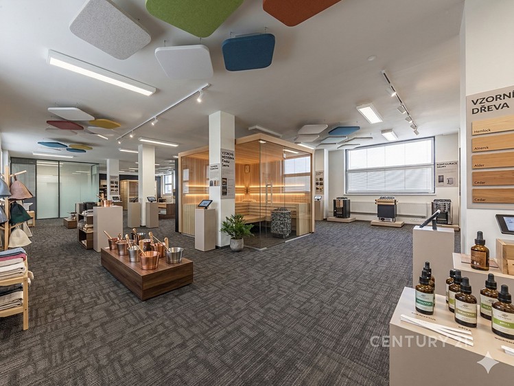 Pronájem obchodního prostoru 152 m² - foto 1