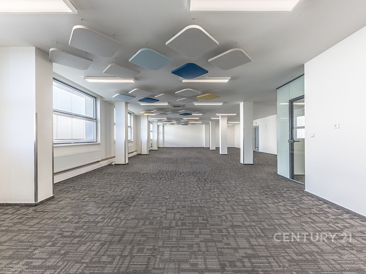 Pronájem obchodního prostoru 152 m² - foto 2