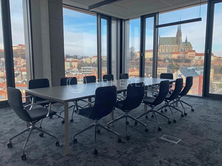 Pronájem kanceláře 200 m² - foto 4