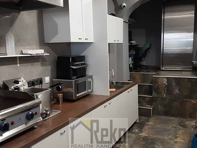 Pronájem obchodního prostoru 50 m² - foto 4