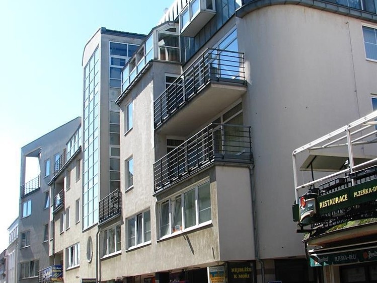 Pronájem kanceláře 92 m² - foto 2