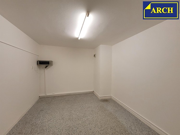 Pronájem kanceláře 92 m² - foto 6
