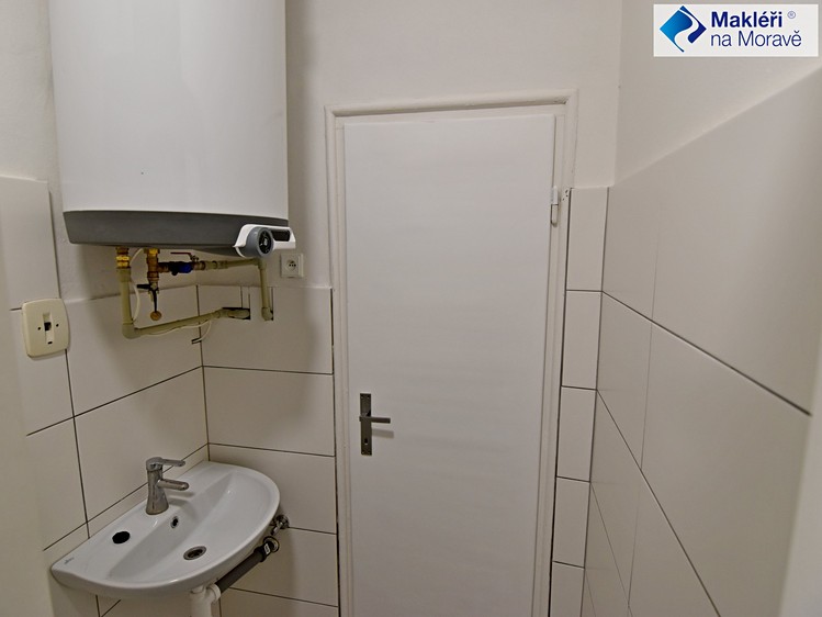Pronájem obchodního prostoru 40 m² - foto 8