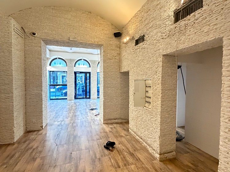 Pronájem obchodního prostoru 181 m² - foto 3