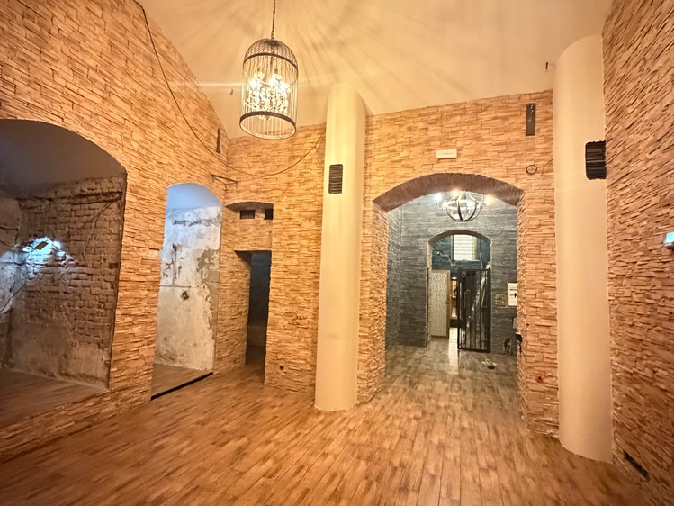 Pronájem obchodního prostoru 181 m² - foto 7