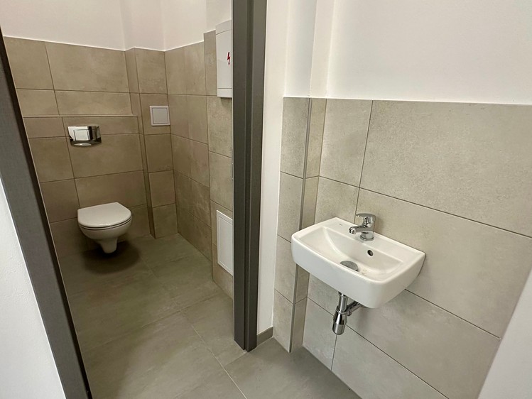 Pronájem obchodního prostoru 27 m² - foto 4