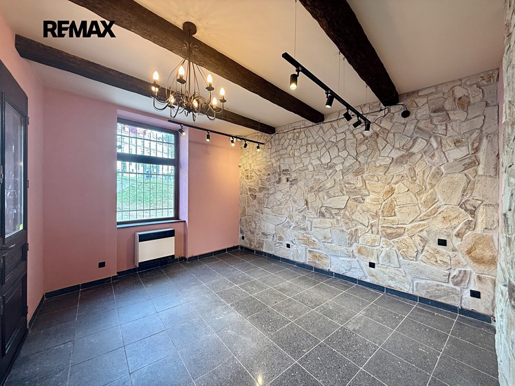 Pronájem obchodního prostoru 42 m² - foto 6