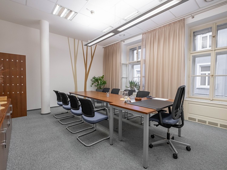Pronájem kanceláře 300 m² - foto 3