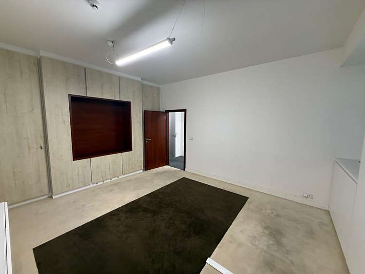Pronájem kanceláře 78 m² - foto 5