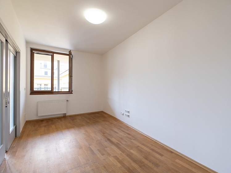 Pronájem kanceláře 168 m² - foto 6