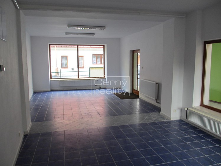 Pronájem obchodního prostoru 45 m² - foto 1