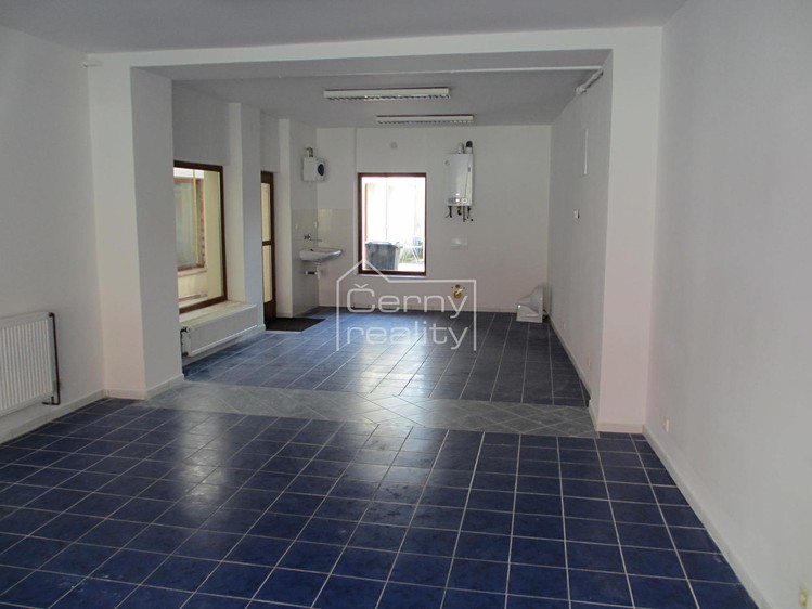 Pronájem obchodního prostoru 45 m² - foto 2