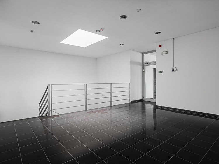 Pronájem kanceláře 225 m² - foto 8