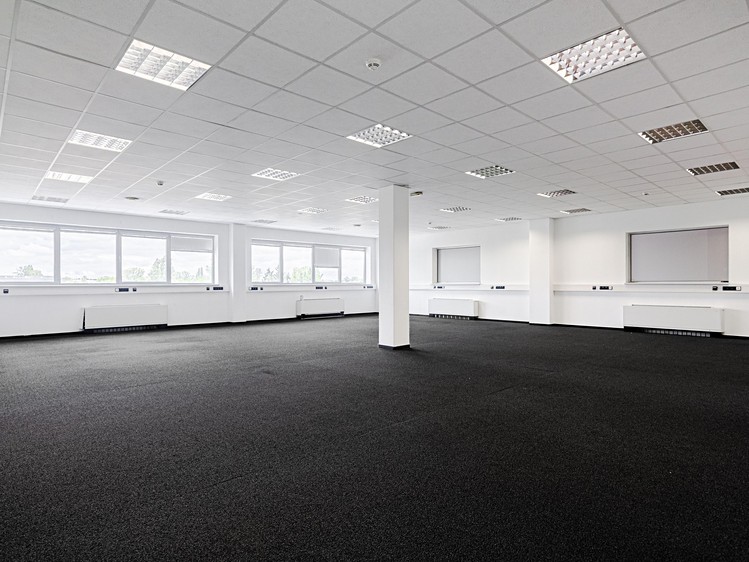 Pronájem kanceláře 225 m² - foto 6