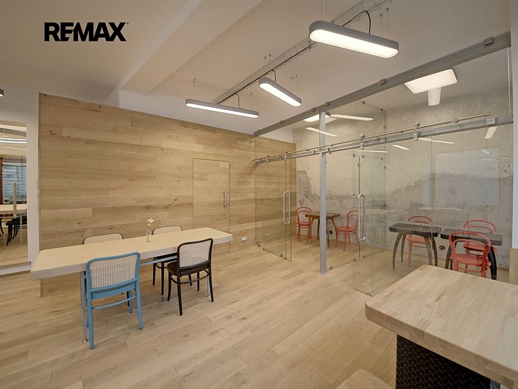 Pronájem kanceláře 70 m² - foto 3