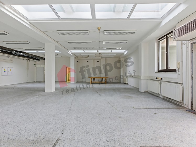 Pronájem skladového prostoru 453 m² - foto 4