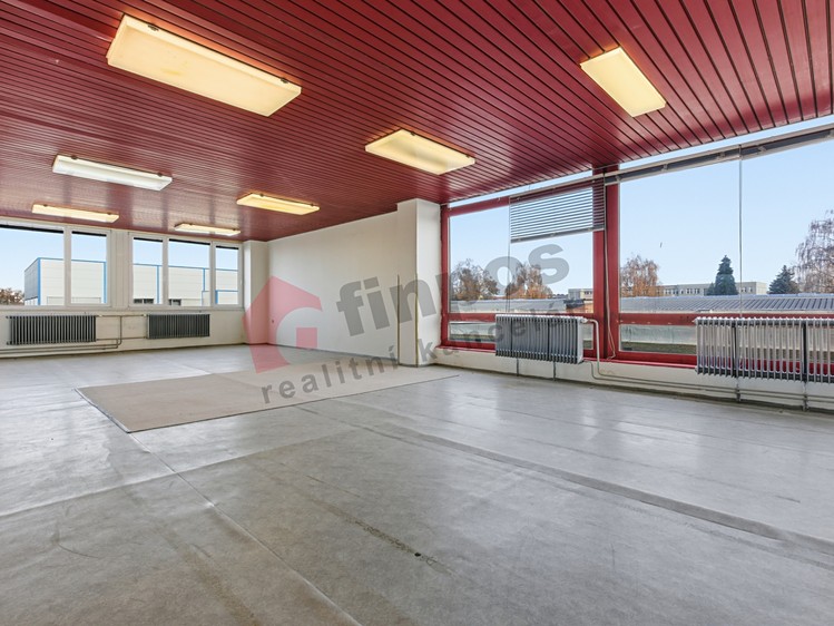 Pronájem kanceláře 556 m² - foto 6