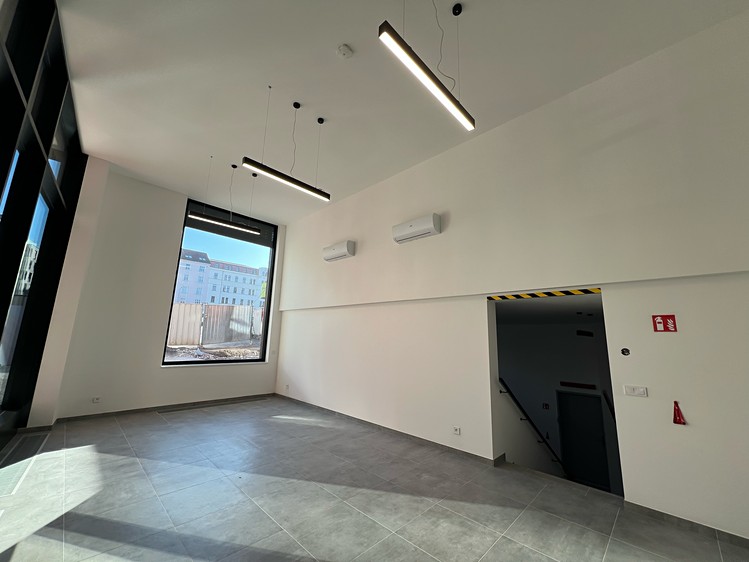 Pronájem obchodního prostoru 88 m² - foto 3