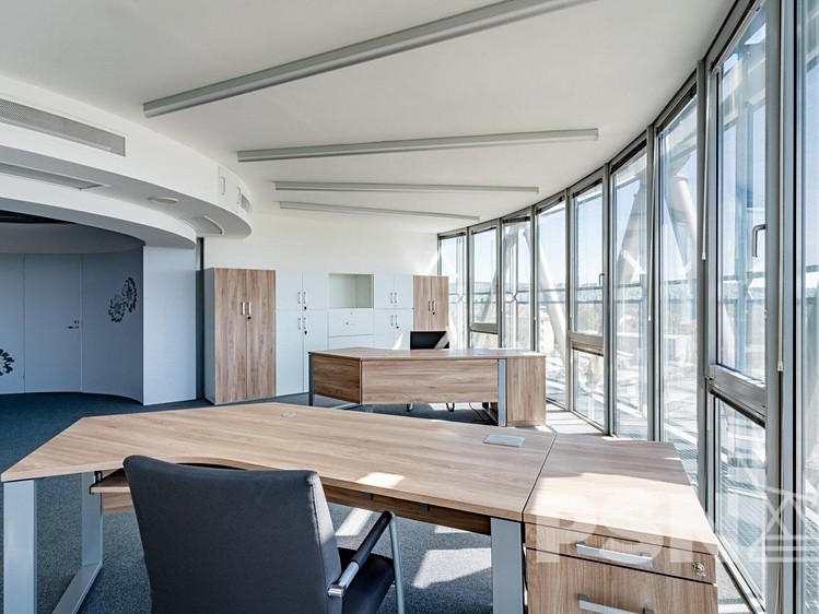 Pronájem kanceláře 710 m² - foto 3