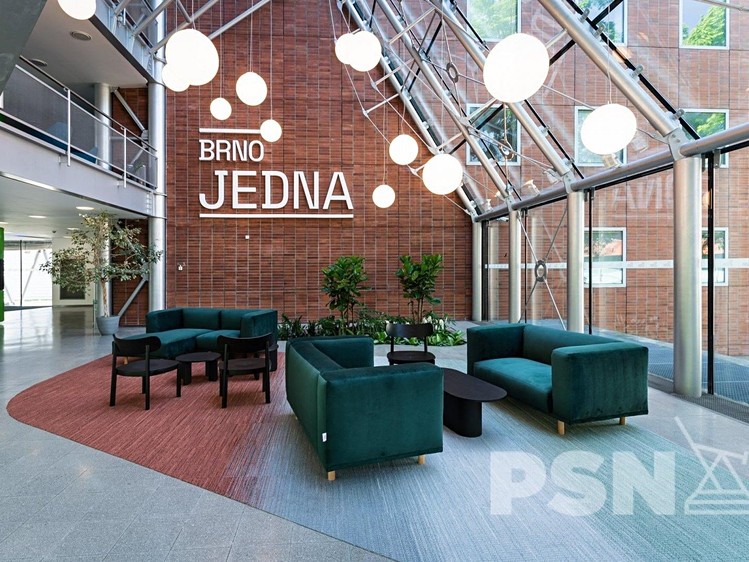 Pronájem kanceláře 710 m² - foto 1