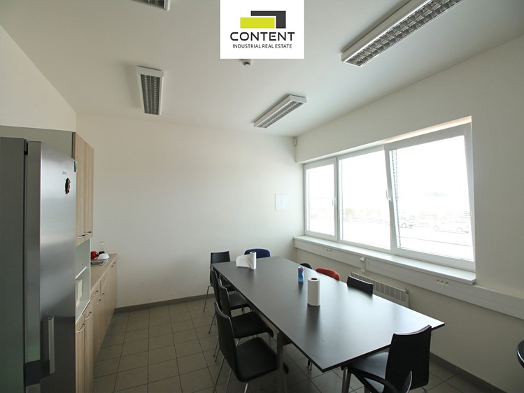 Pronájem výrobní haly, prostoru 2 733 m² - foto 7