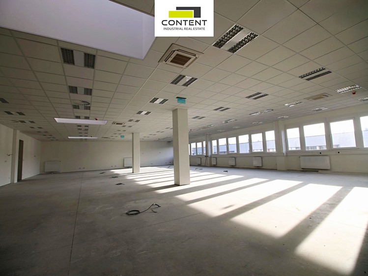 Pronájem skladového prostoru 5 000 m² - foto 7