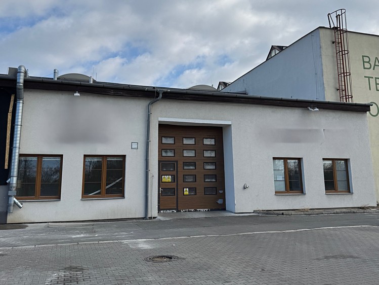 Pronájem obchodního prostoru 200 m² - foto 1
