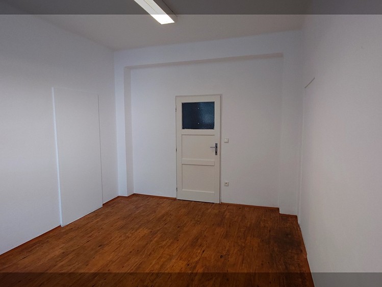 Pronájem kanceláře 17 m² - foto 2