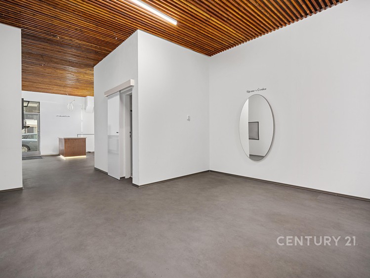 Pronájem obchodního prostoru 76 m² - foto 4
