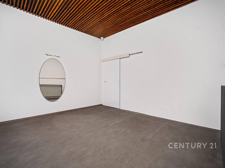 Pronájem obchodního prostoru 76 m² - foto 5