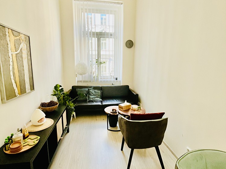 Pronájem kanceláře 95 m² - foto 5