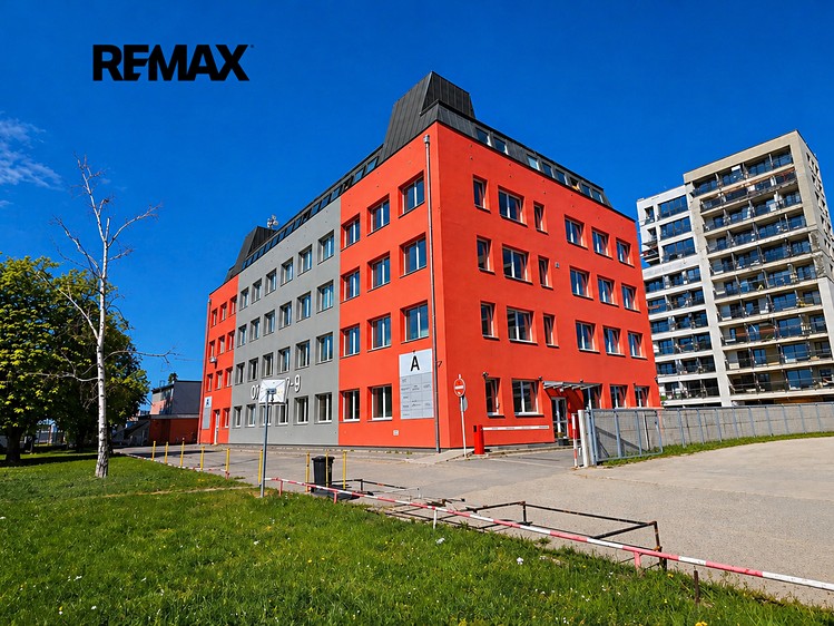 Pronájem kanceláře 26 m² - foto 1