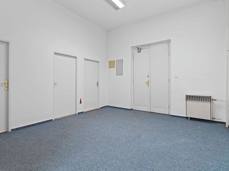 Pronájem kanceláře 30 m² - foto 6