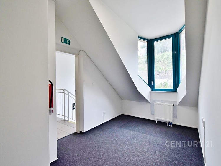 Pronájem kanceláře 12 m² - foto 2