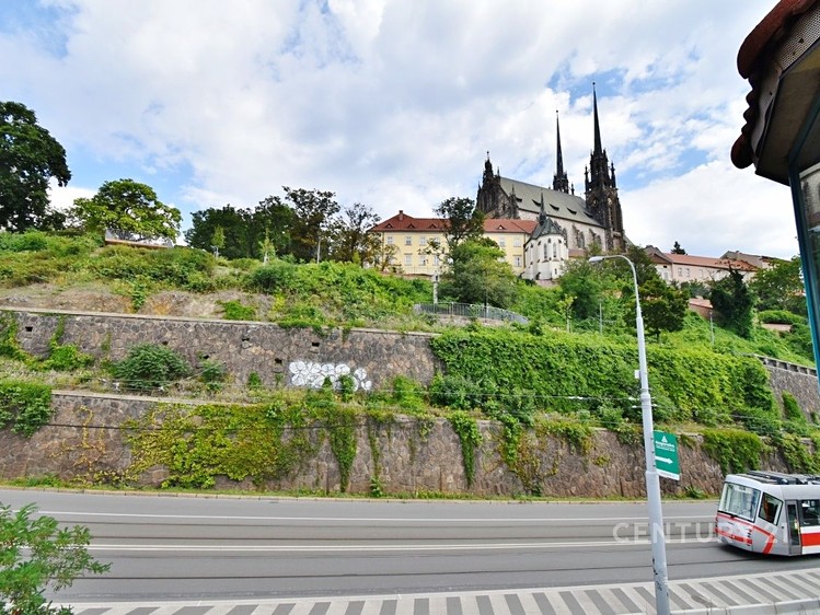 Pronájem kanceláře 12 m² - foto 1
