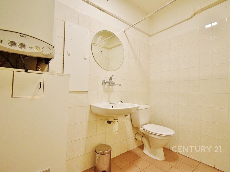 Pronájem kanceláře 12 m² - foto 6