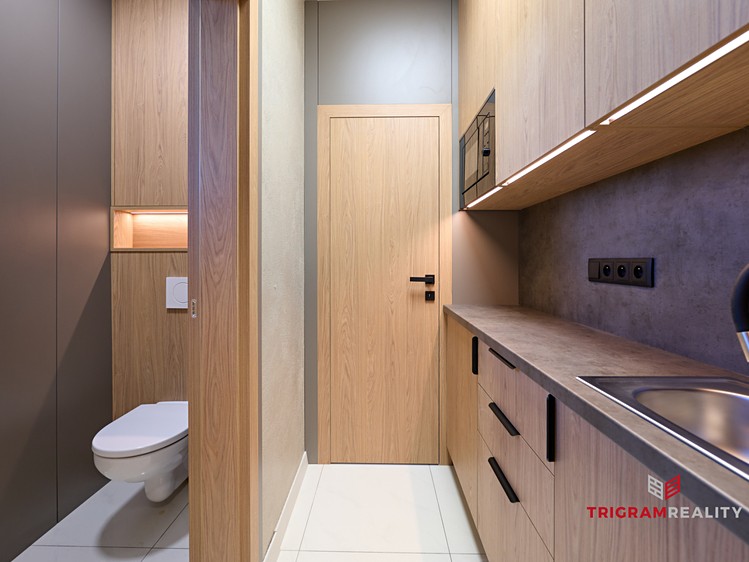 Pronájem komerční nemovitosti 300 m² - foto 6