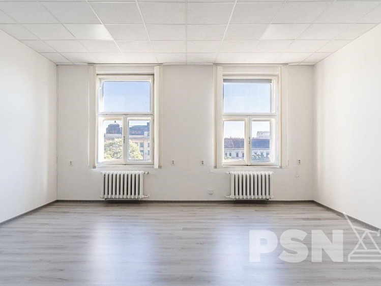 Pronájem kanceláře 50 m² - foto 4